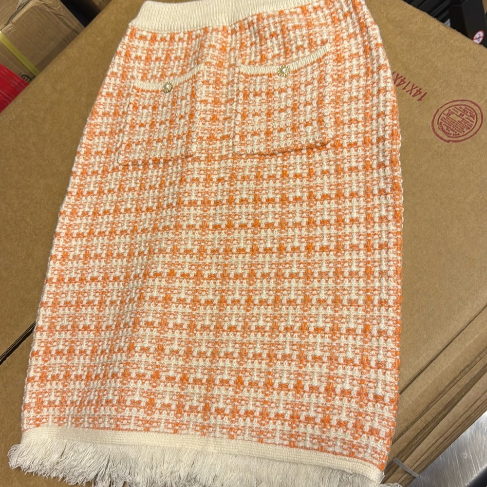 Tweed pattern skirt size S/m/L